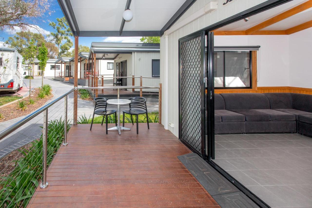 Big4 Melbourne Holiday Park Экстерьер фото
