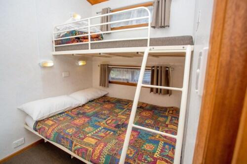Big4 Melbourne Holiday Park Экстерьер фото