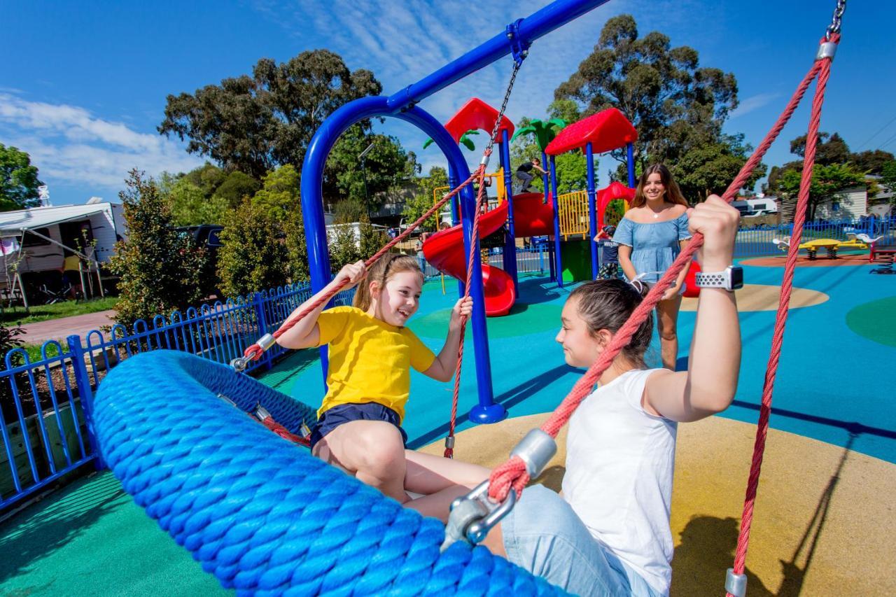 Big4 Melbourne Holiday Park Экстерьер фото